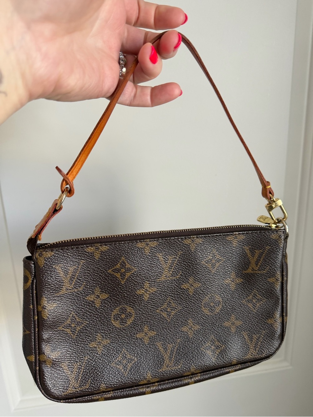 Louis Vuitton Monogram Canvas Shoulder Pochette in Brown and Tan